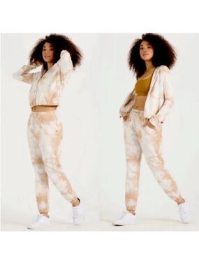 Vuori  zip jacket size small tie dye